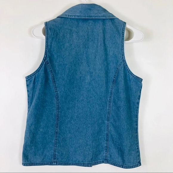 Harley Davidson Sleeveless Chambray Button Up Top - Picture 5 of 6